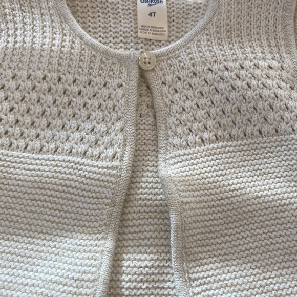 Cream knit with gold threads warm vest - Picture 3 of 4